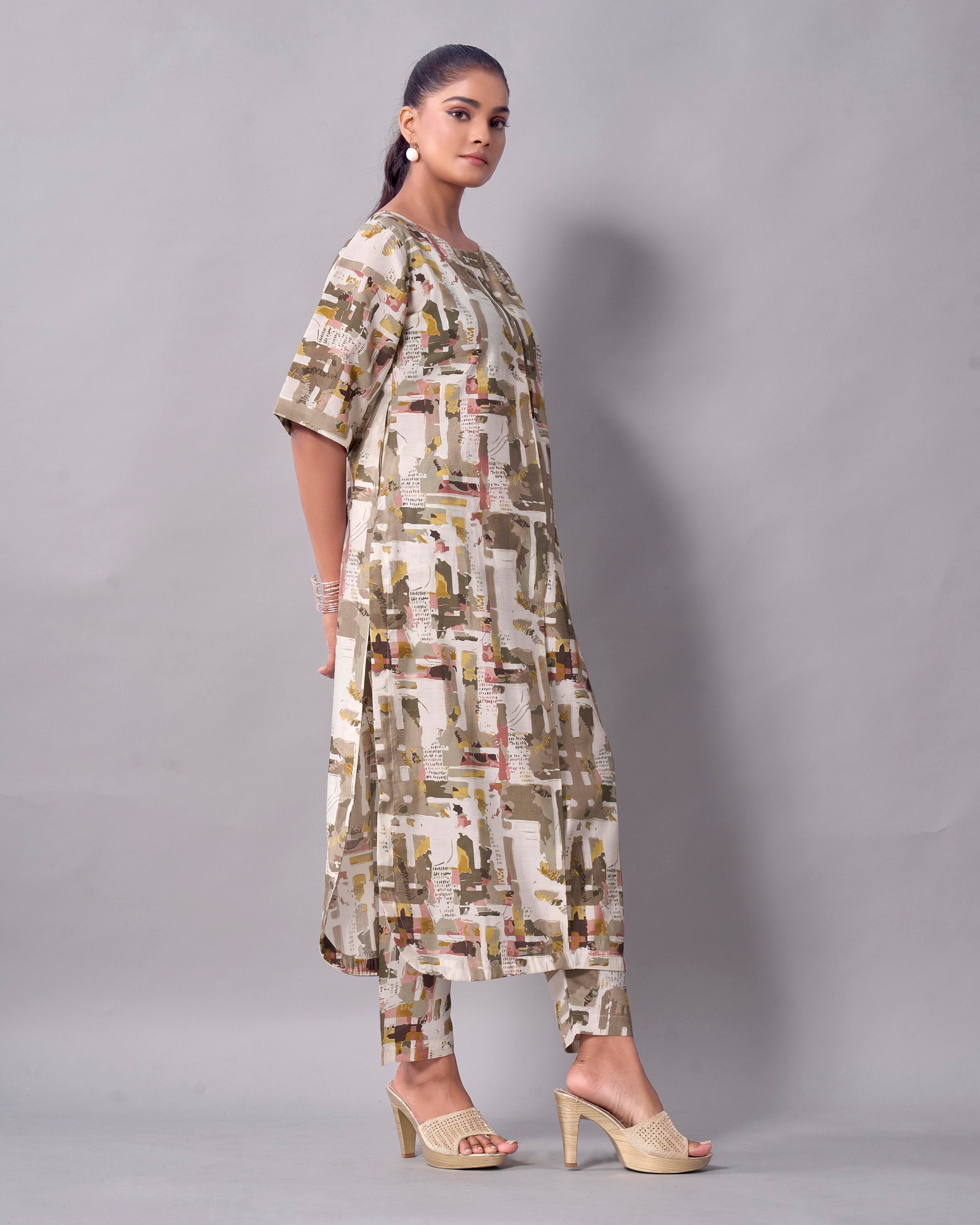 Varushi's Abstract Print Co-ord Set